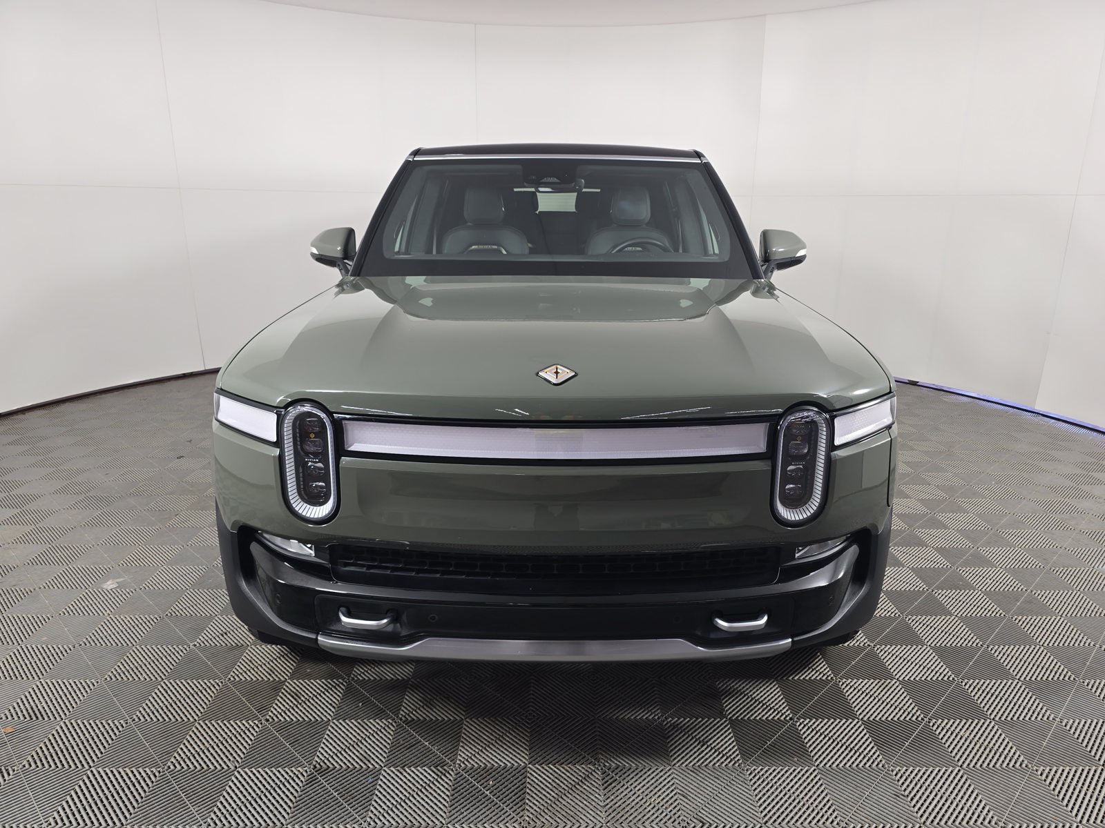 Used 2022 Rivian R1S Launch Edition Quad AWD/4WD image 8