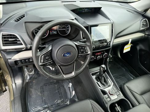 Used 2023 Subaru Forester Limited image 10