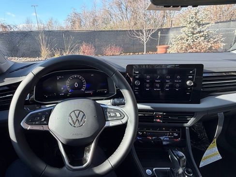 New 2025 Volkswagen Jetta SE image 24