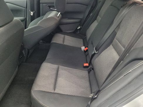 Used 2024 Nissan Rogue SV image 18