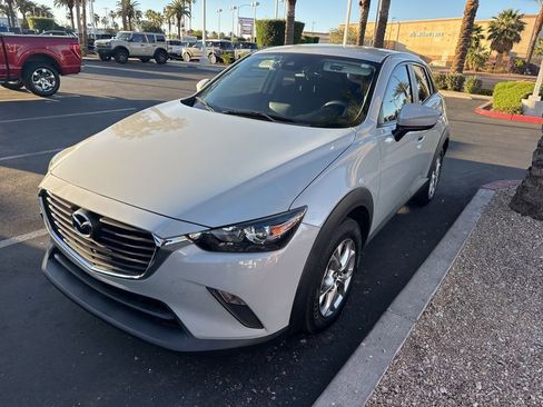 Used 2018 MAZDA CX-3 Sport FWD image 2