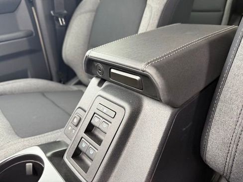 New 2025 Ford Bronco 4-Door image 17