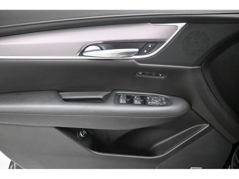 Used 2019 Cadillac XT5 Luxury FWD image 10
