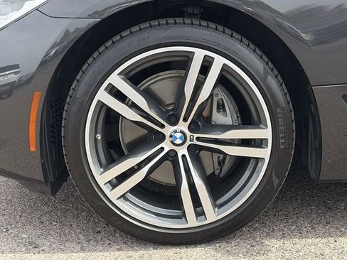 Used 2018 BMW 640i Gran Turismo xDrive image 9