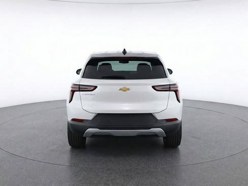 Used 2025 Chevrolet Equinox LT FWD image 7