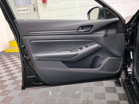 Certified 2025 Nissan Altima 2.5 S image 22