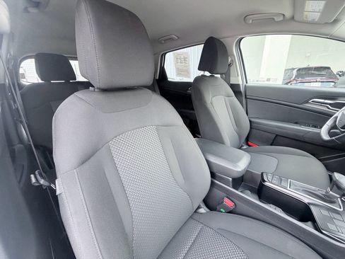 Used 2026 Kia Sportage LX FWD image 22