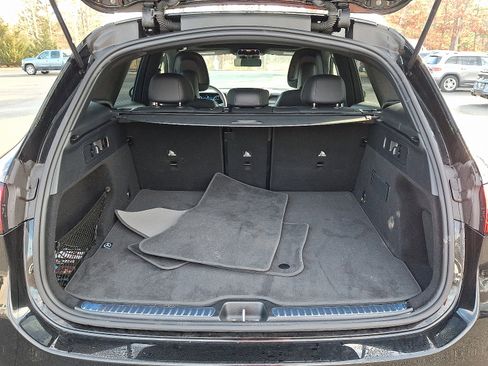 Certified 2025 Mercedes-Benz GLC 300 4MATIC image 27