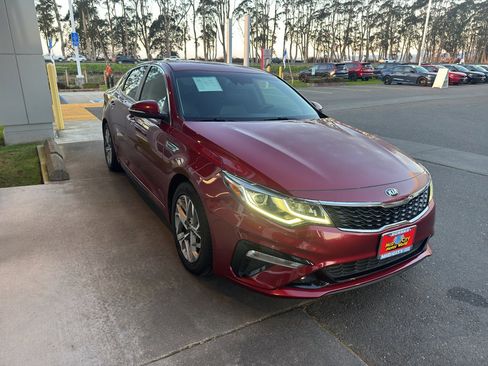 Used 2020 Kia Optima S image 19