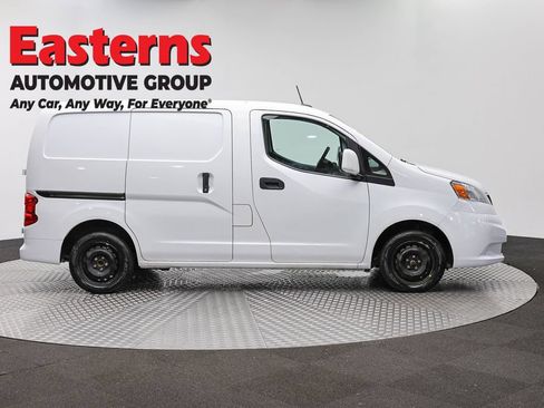 Used 2020 Nissan NV200 SV FWD image 4