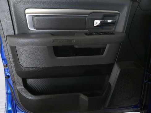 Used 2015 RAM 1500 Lone Star RWD image 12