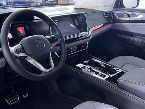 New 2025 Volkswagen Atlas Cross Sport SEL R-Line image 29