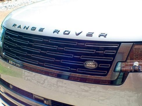 Used 2023 Land Rover Range Rover Long Wheelbase Autobiography AWD/4WD image 10