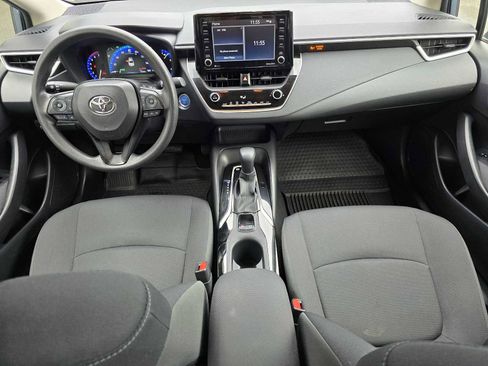 Used 2022 Toyota Corolla LE image 18