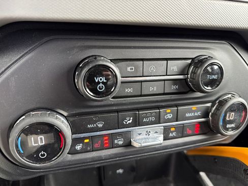 Used 2023 Ford Bronco Badlands AWD/4WD image 11