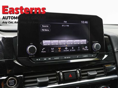 Used 2024 Nissan Pathfinder SV w/ Lighting Package (N92) AWD/4WD image 19