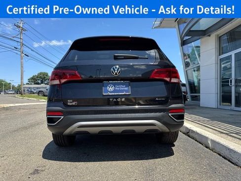 Used 2023 Volkswagen Taos SE w/ Panoramic Sunroof Package AWD/4WD image 8