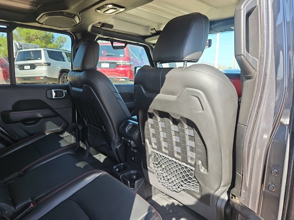 Used 2023 Jeep Gladiator Rubicon w/ LED Lighting Group AWD/4WD image 25