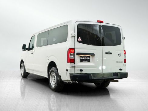 Used 2020 Nissan NV 3500 S image 3