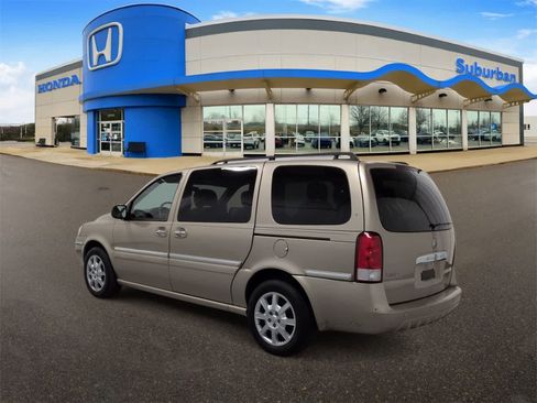 Used 2005 Buick Terraza CX image 6