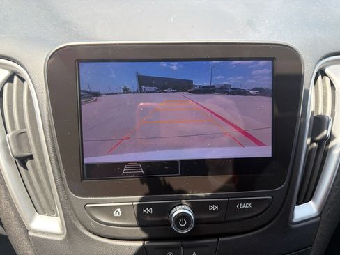 Used 2023 Chevrolet Malibu LT FWD image 14