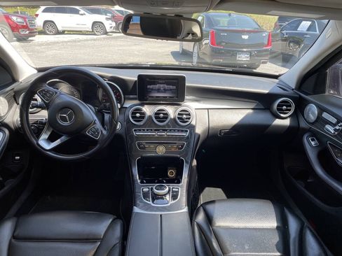 Used 2017 Mercedes-Benz C 300 4MATIC Sedan image 11