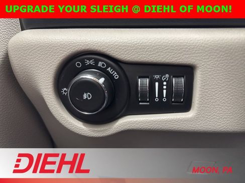 Certified 2020 Chrysler Pacifica Touring-L Plus image 30