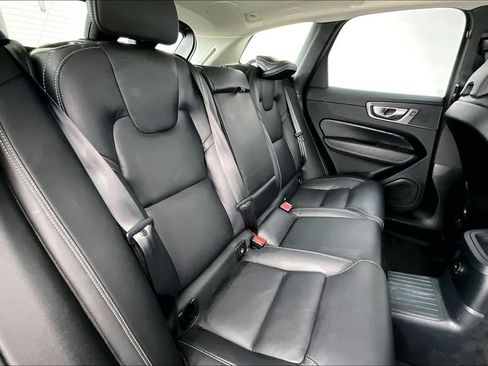 Certified 2023 Volvo XC60 T8 Ultimate w/ Climate Package AWD/4WD image 30