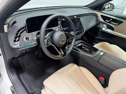 Used 2024 Mercedes-Benz E 350 4MATIC Sedan image 21