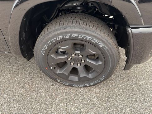 New 2026 RAM 1500 Big Horn AWD/4WD image 9