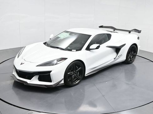 New 2025 Chevrolet Corvette Z06 w/ Z07 Performance Package RWD image 39