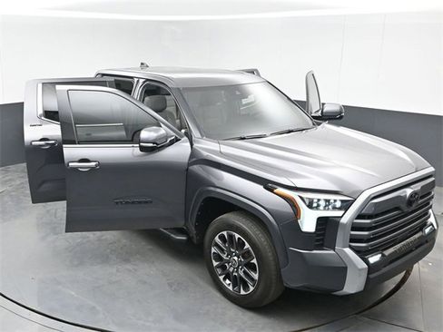 Used 2022 Toyota Tundra Limited image 52