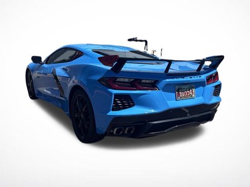 Used 2022 Chevrolet Corvette Stingray Coupe w/ 1LT RWD image 4