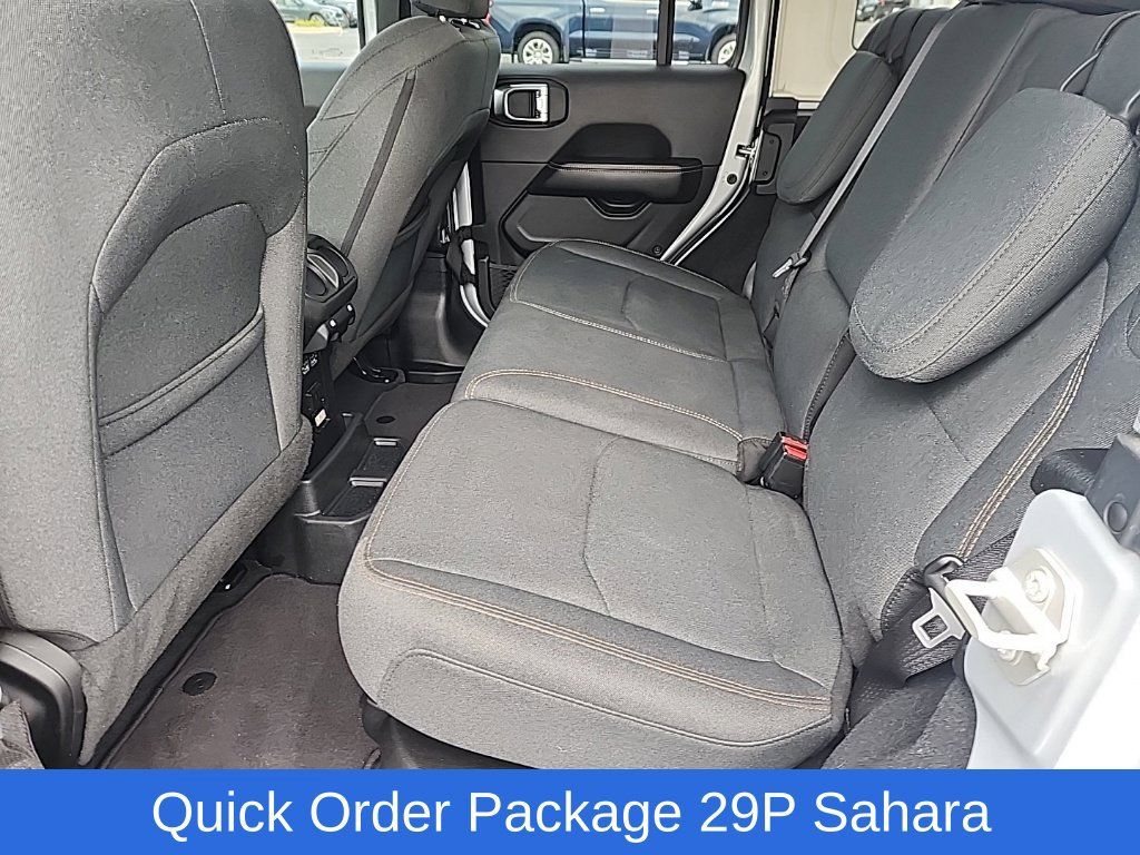Used 2024 Jeep Wrangler Unlimited Sahara AWD/4WD image 12