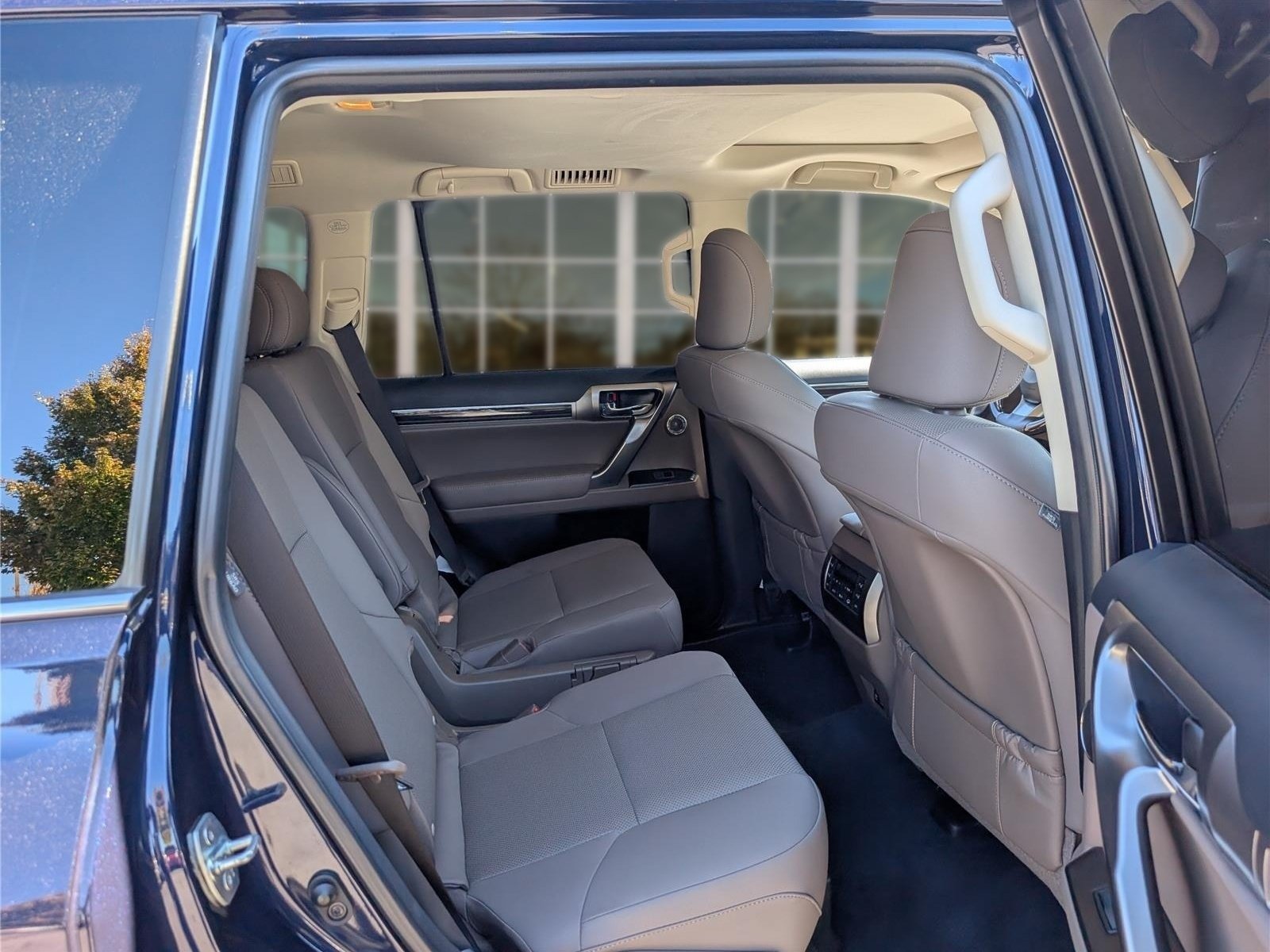 Certified 2022 Lexus GX 460 Premium w/ Accessory Package AWD/4WD image 12