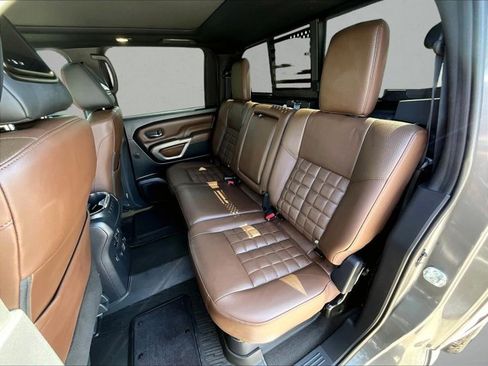 Used 2023 Nissan Titan Platinum Reserve w/ Moonroof Package RWD image 25