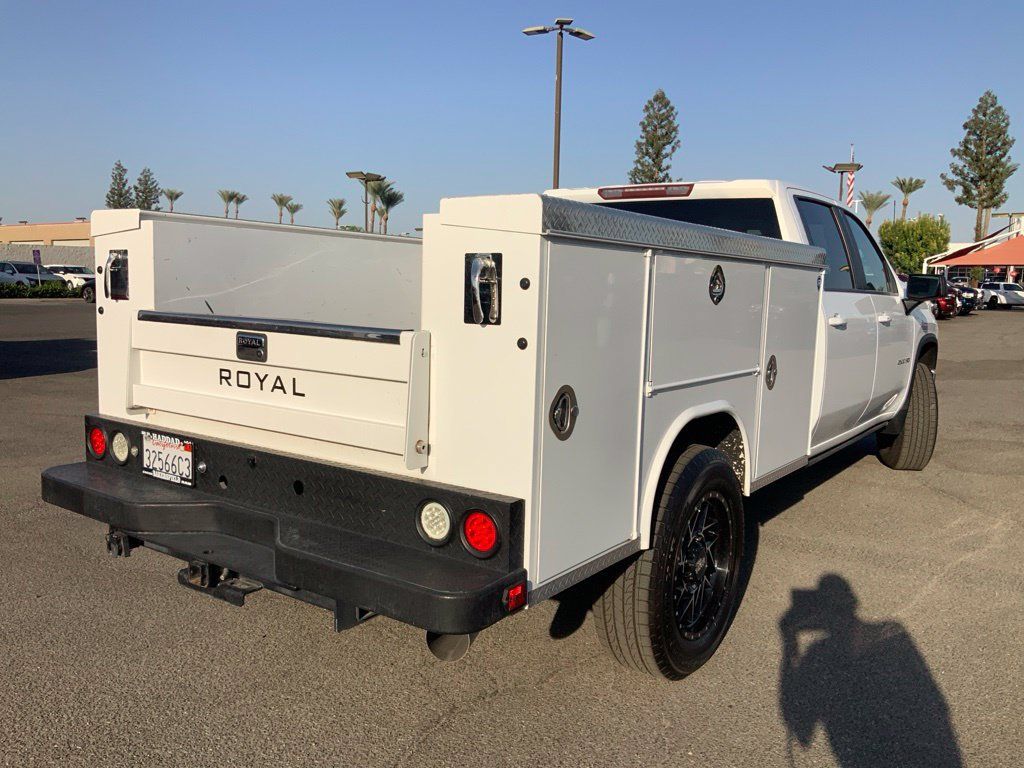 Used 2021 Chevrolet Silverado 2500 LT w/ Convenience Package AWD/4WD image 8