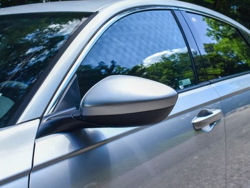 Used 2024 Honda Accord EX image 32