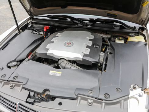 Used 2008 Cadillac STS w/ Preferred Equipment Group AWD/4WD image 48