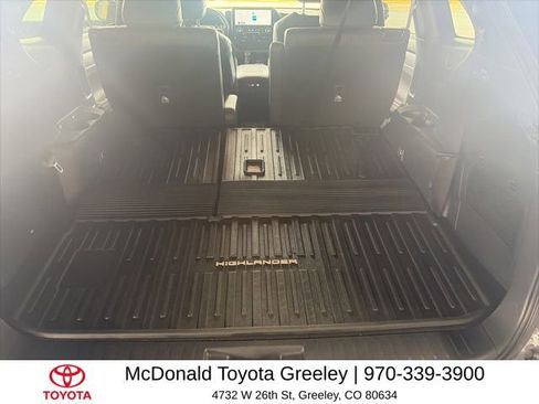 Used 2024 Toyota Highlander XSE image 14