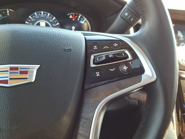 Used 2018 Cadillac Escalade Luxury AWD/4WD image 38