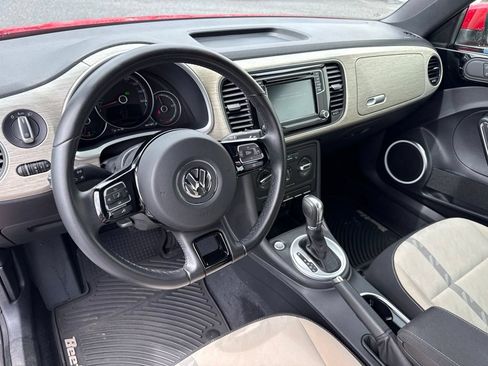 Used 2018 Volkswagen Beetle 2.0T Coast FWD image 19