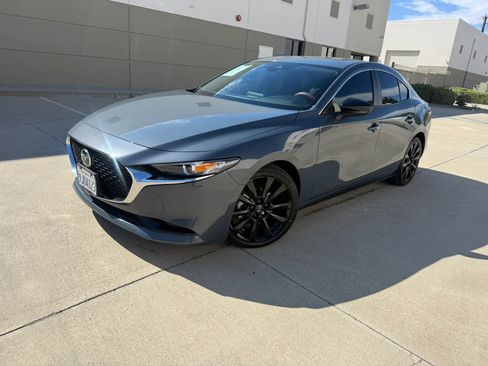 Used 2023 MAZDA MAZDA3 s FWD image 1