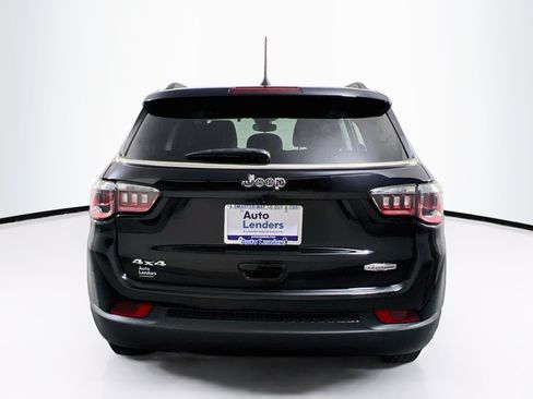 Used 2022 Jeep Compass Latitude AWD/4WD image 6