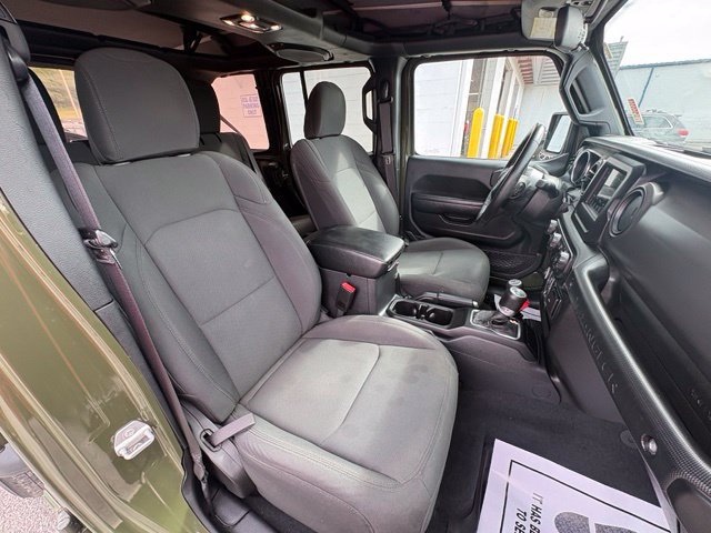Used 2022 Jeep Wrangler Unlimited Sport AWD/4WD image 26