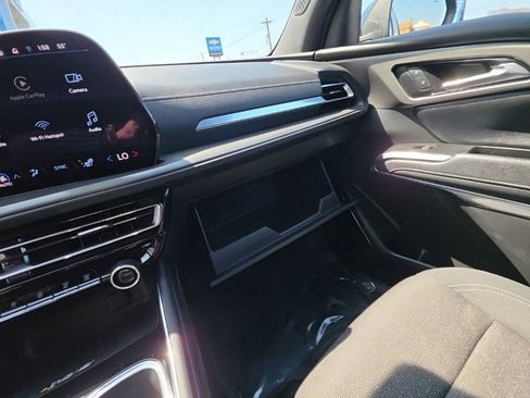 Used 2024 Chevrolet Traverse LT w/ Enhanced Driving Package image 23