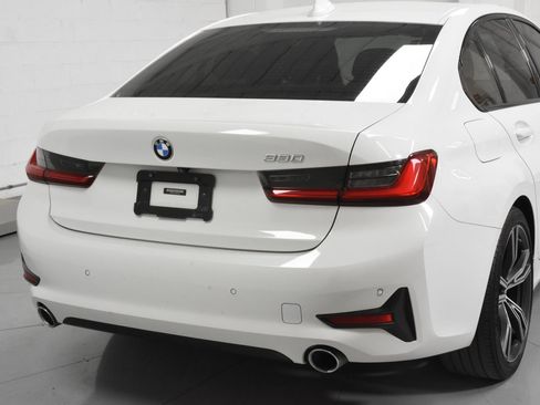 Used 2019 BMW 330i Sedan RWD image 3