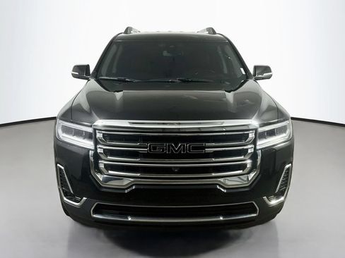 Used 2022 GMC Acadia SLT w/ Technology Package FWD image 2