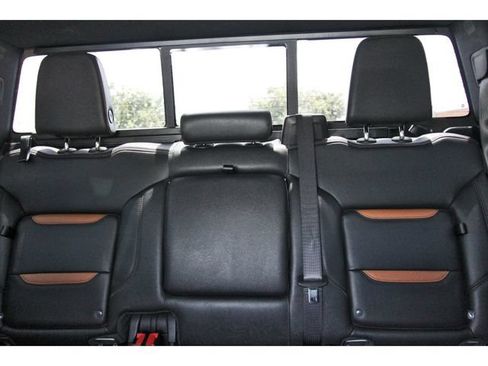 Used 2024 GMC Sierra 1500 AT4 w/ Technology Package AWD/4WD image 13