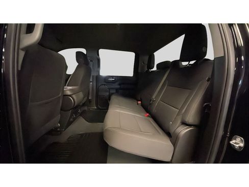 Used 2024 Chevrolet Silverado 2500 Custom w/ Custom Value Package image 14
